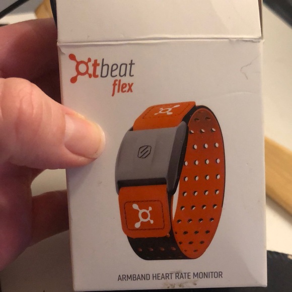 Orangetheory OTbeat Flex Armband Heart Rate Monitor With Charger - Picture 1 of 4